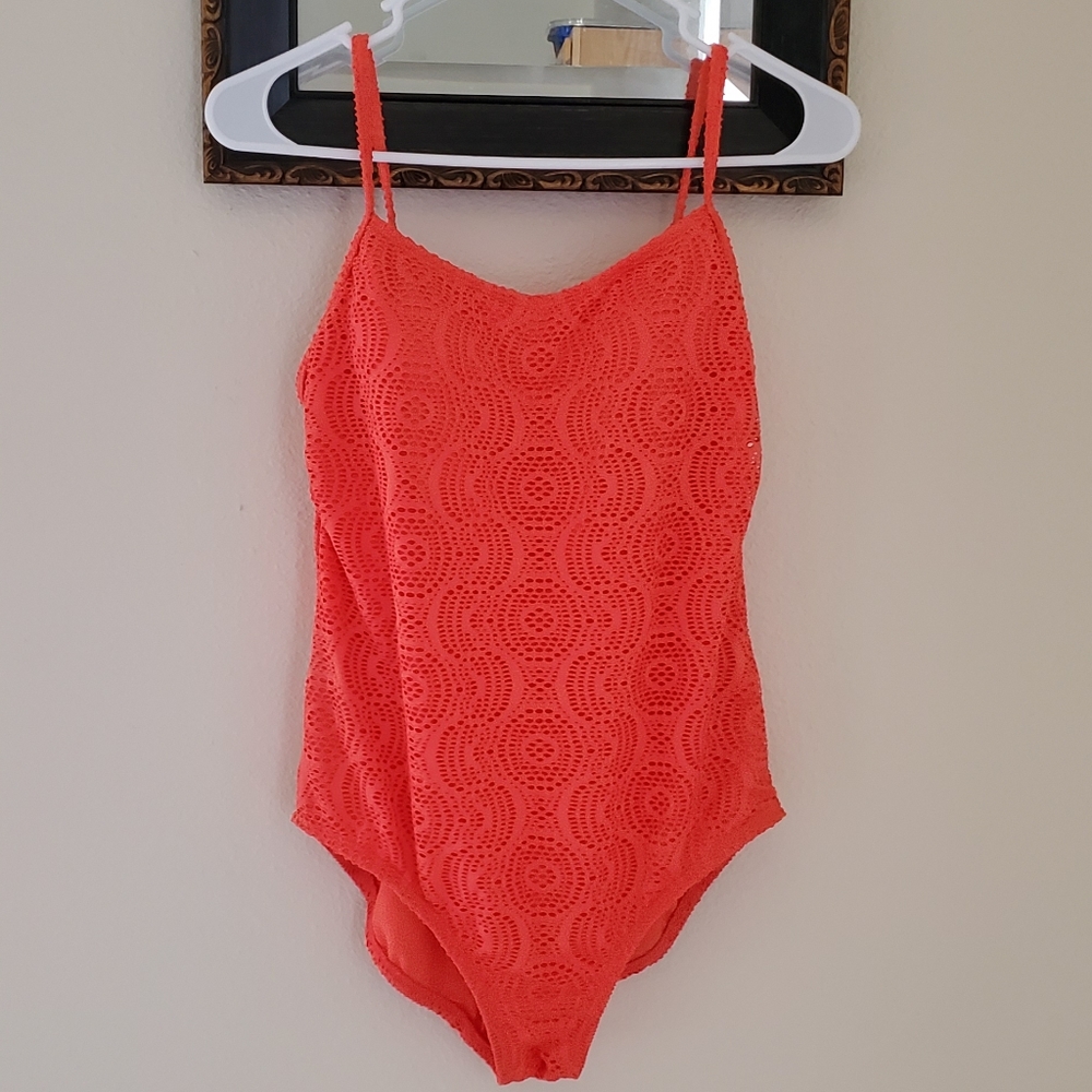 One piece Swim